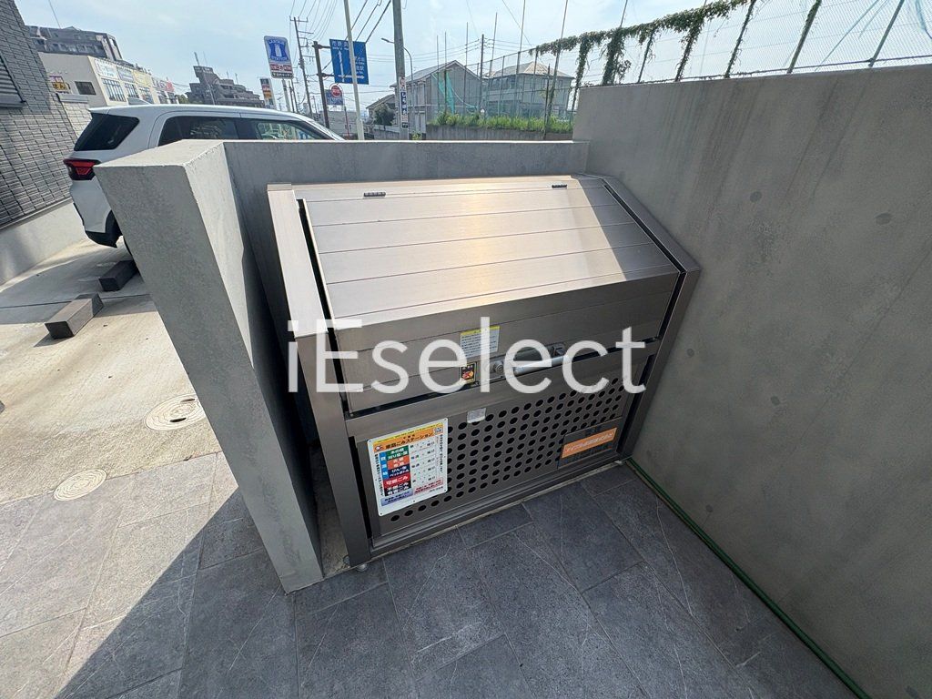 その他共有部分　専用のごみ置き場でゴミ捨てらくちん★