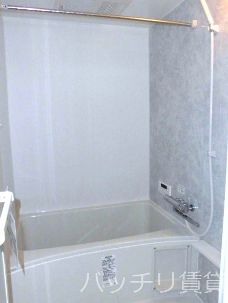 バス・シャワールーム　※同型タイプの為現状優先