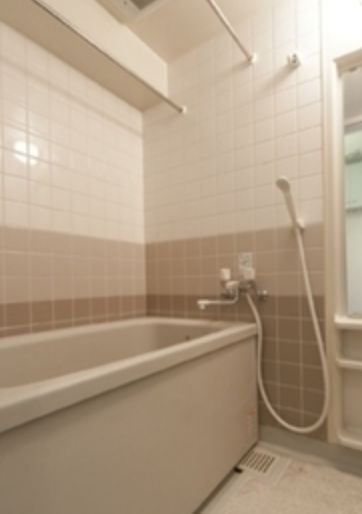 バス・シャワールーム　お風呂で日々の疲れを落としましょう