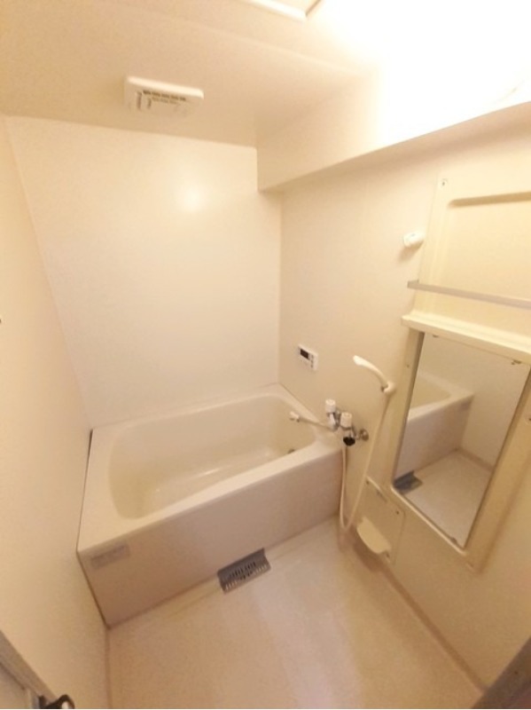 バス・シャワールーム　図面と現状に相違がある場合には現状を優先