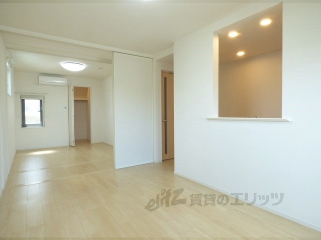 居室・リビング　リビング