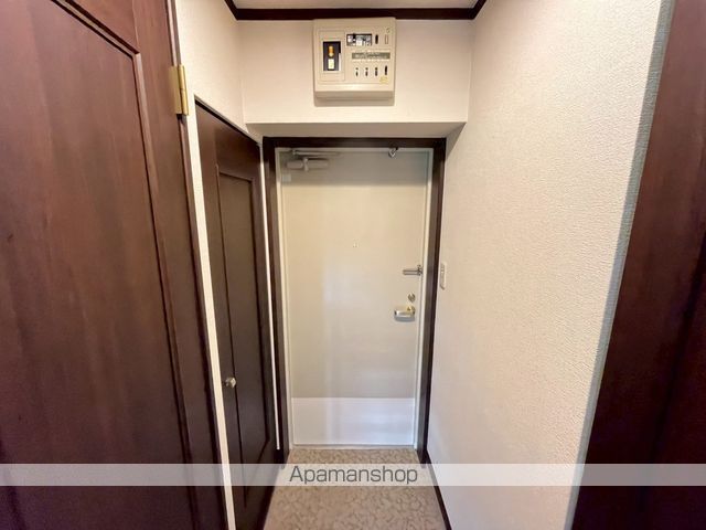 ライオンズマンション西千石の玄関写真
