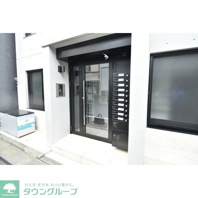 エントランス　エントランス