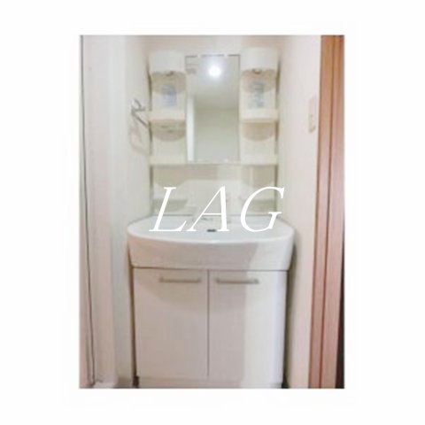 洗面設備　洗面台です。