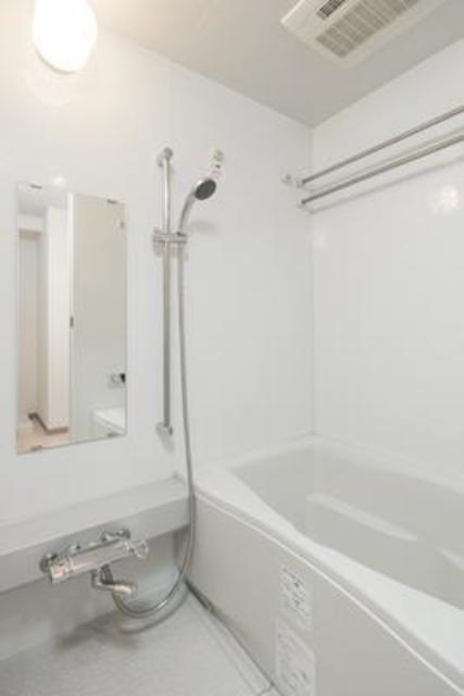 バス・シャワールーム　※写真は同タイプ住戸です。