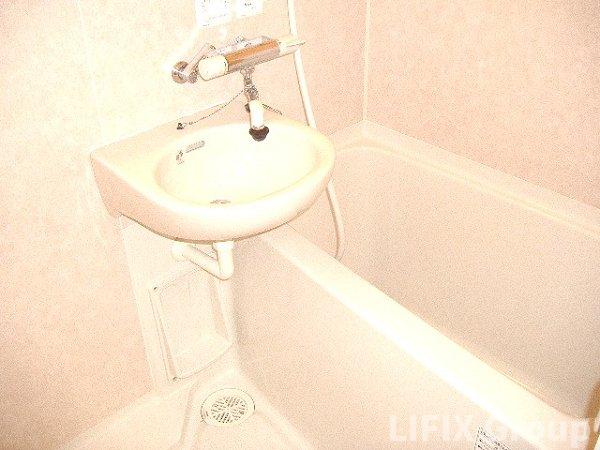 バス・シャワールーム　風呂