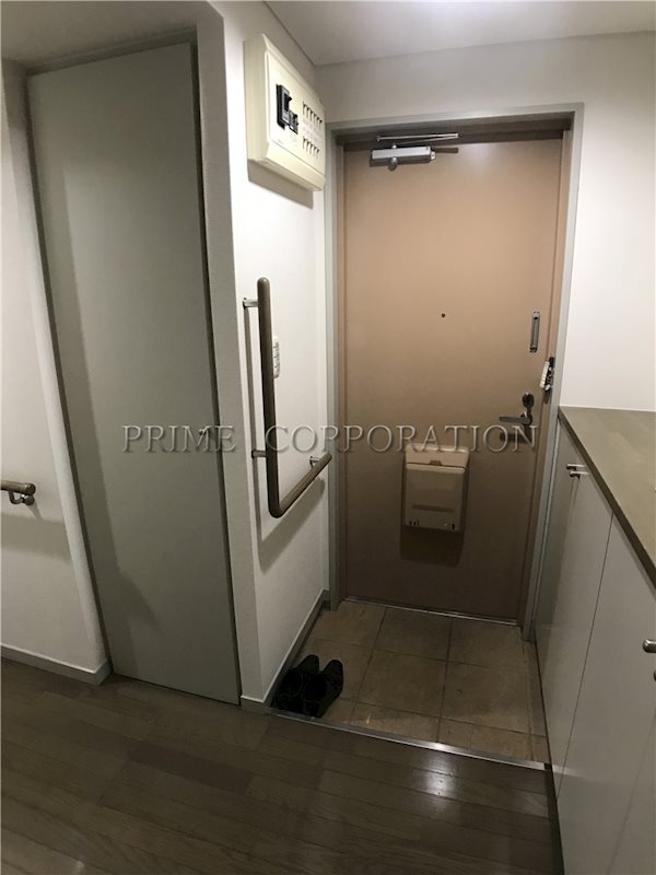 玄関　※参考写真※