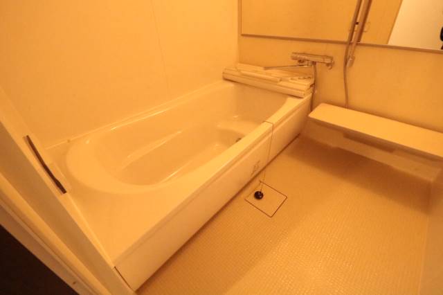 バス・シャワールーム　浴室♪