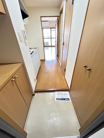 玄関　収納もある玄関です
