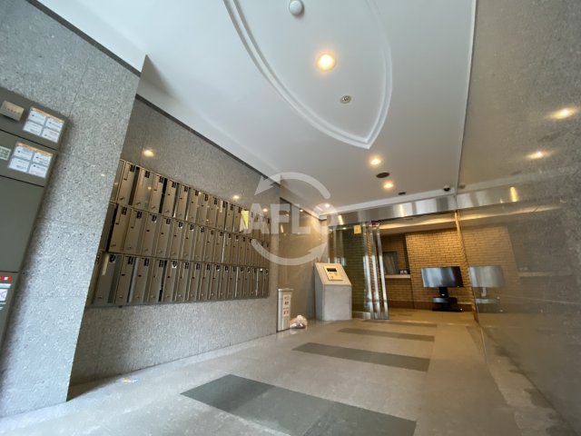 ロビー　レジデア西本町　ロビー