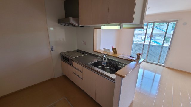 キッチン　別部屋参照写真☆神戸市垂水区　サニープレイス塩屋台☆
