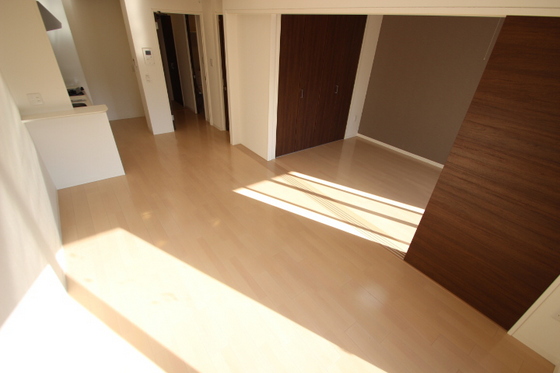 居室・リビング　※別部屋の写真です