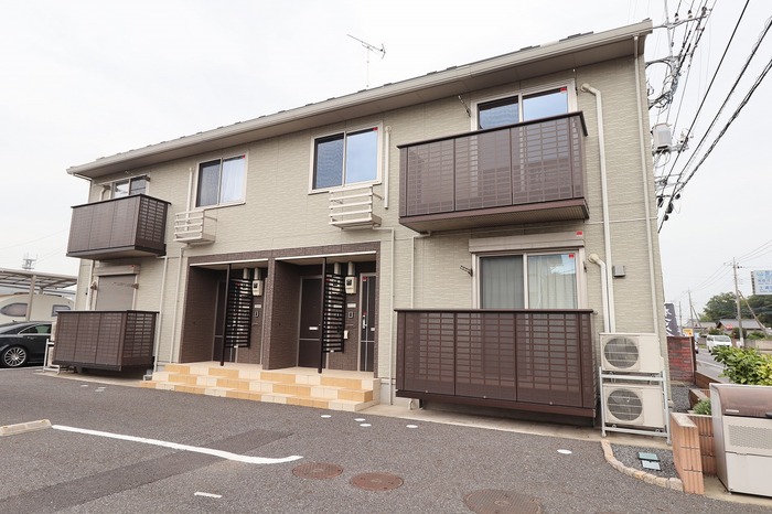 建物外観　2016年築です