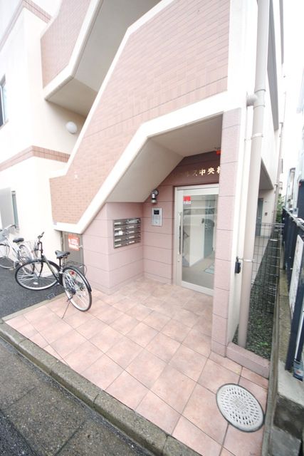 エントランス　★お問合せはタウンハウジング町田店まで★