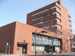 銀行　しずおか焼津信用金庫本店営業部（銀行）まで609m