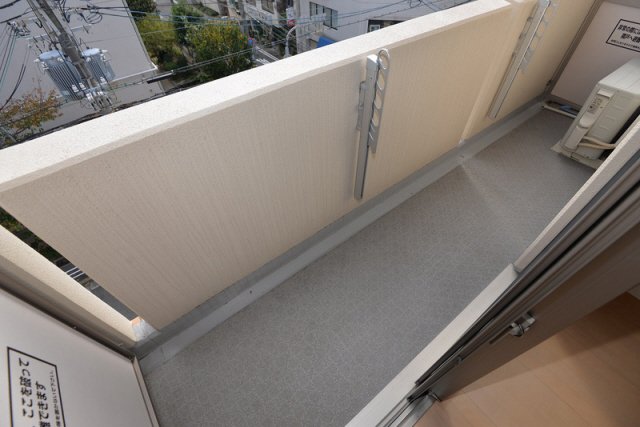 バルコニー　広々としたバルコニーです