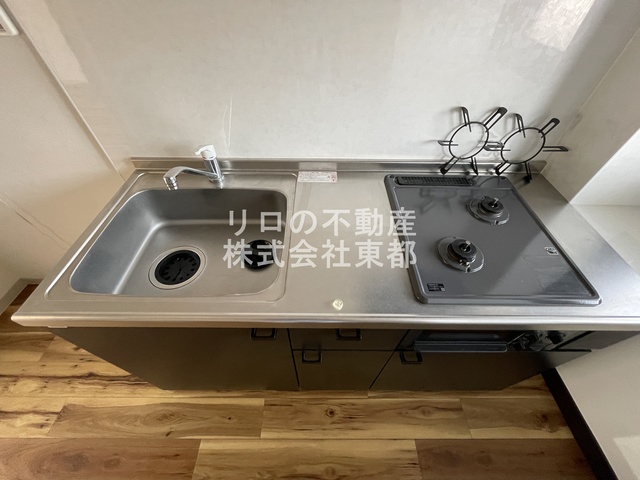 キッチン　便利な２口ガスコンロ設置済！