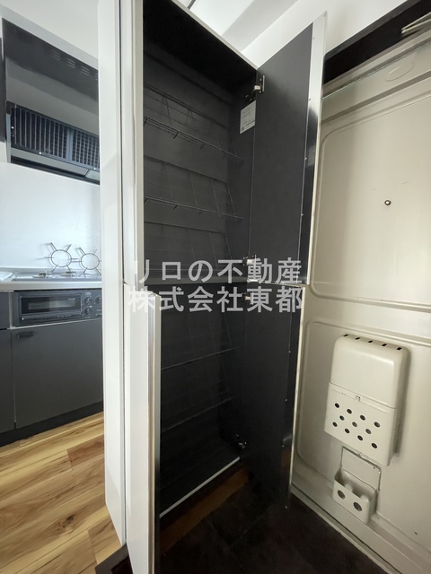 玄関　下駄箱付なので、玄関はいつでもスッキリ片付きますね☆