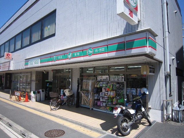 コンビニ　コンビニ（コンビニ）まで730m