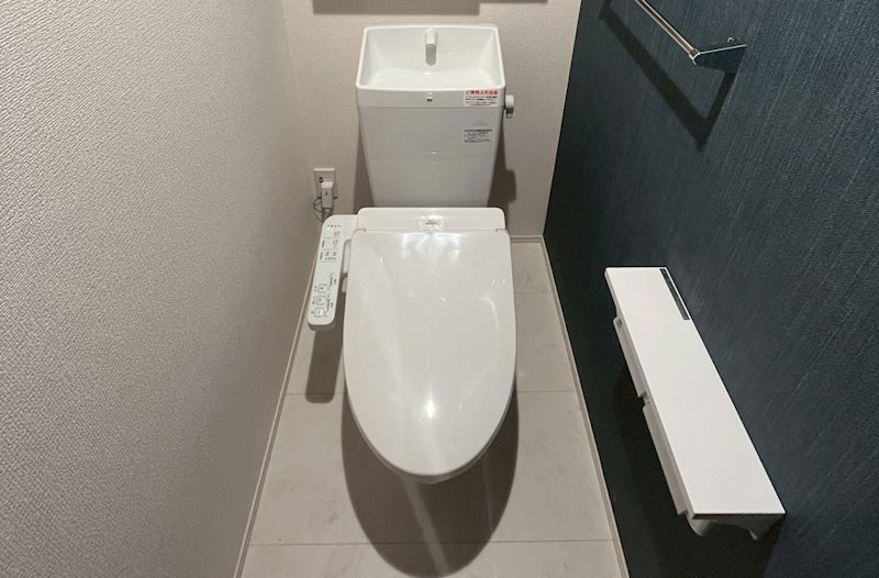 トイレ　別物件参考写真色合いなど異なることが有ります。