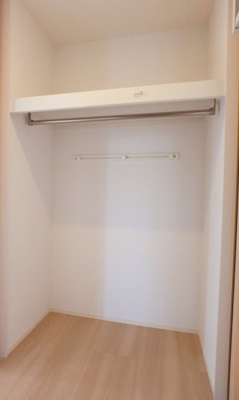 収納　別物件参考写真色合いなど異なることが有ります。