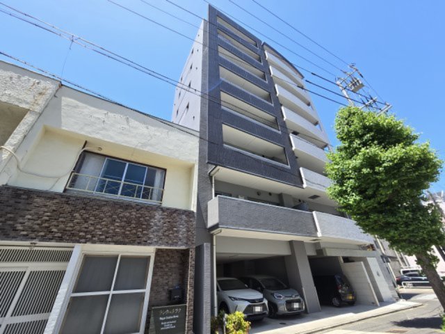 建物外観　アクアブルー