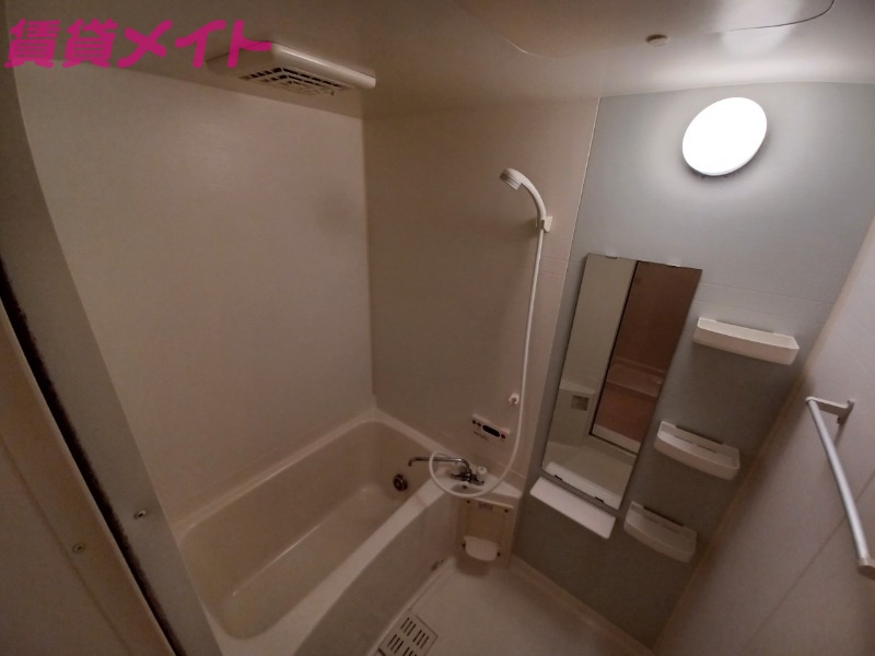 バス・シャワールーム　同タイプ部屋写真です。