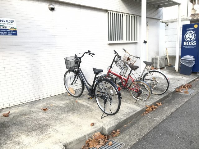 駐車場　駐輪場