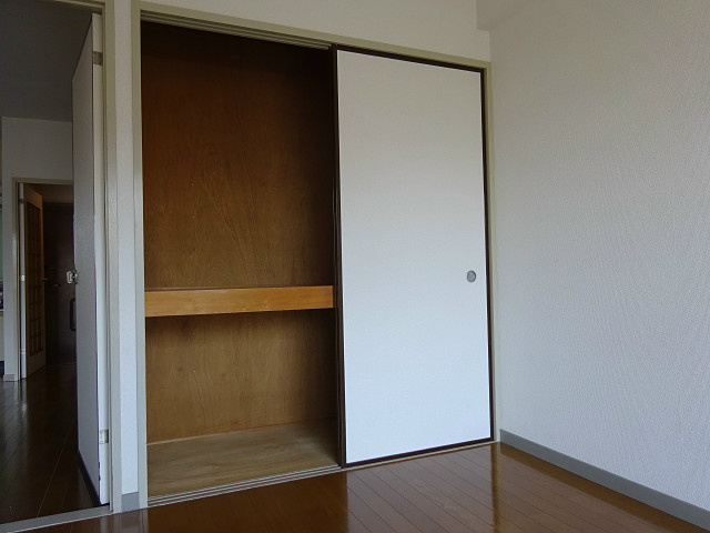 収納　各部屋収納あり