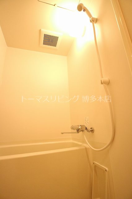 バス・シャワールーム　※別号室の参考写真になります。