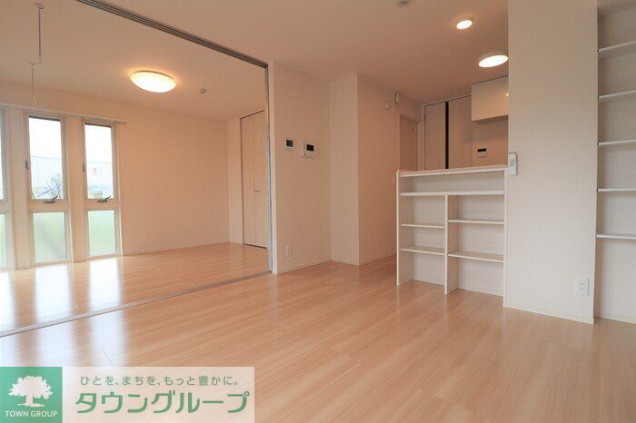 居室・リビング　※別号室参考写真です