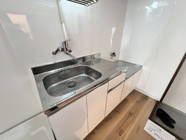キッチン　別部屋参考用写真