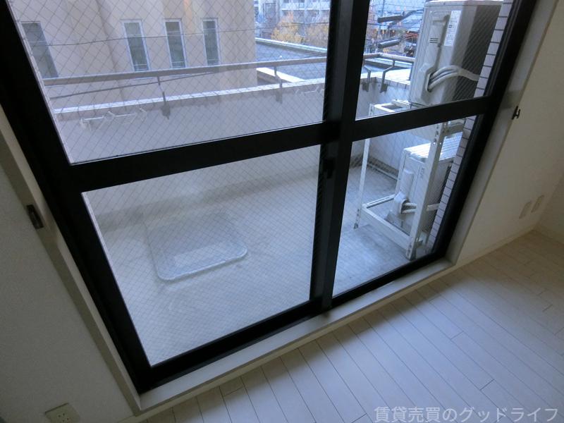 バルコニー　洗濯物もよく乾きます。