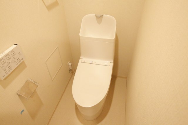 トイレ　トイレ