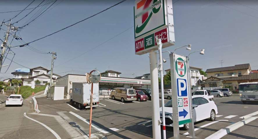 コンビニ　セブンイレブン　益城広安小入口店（コンビニ）まで300m