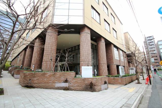 役所　千代田区役所麹町出張所（役所）まで275m