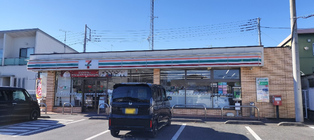 コンビニ　セブンイレブン行田栄町店（コンビニ）まで427m