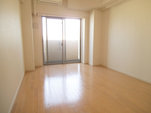 居室・リビング　フローリングのお部屋です☆彡