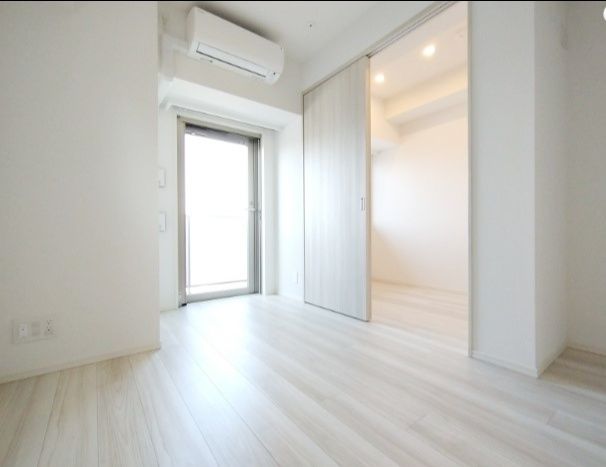 居室・リビング　※同タイプの別のお部屋です。