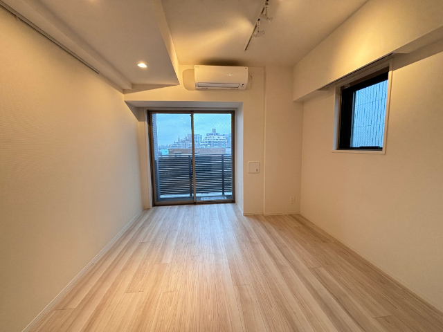 居室・リビング　※別タイプの部屋です