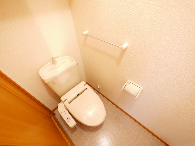 トイレ　シンプルで使いやすいトイレです