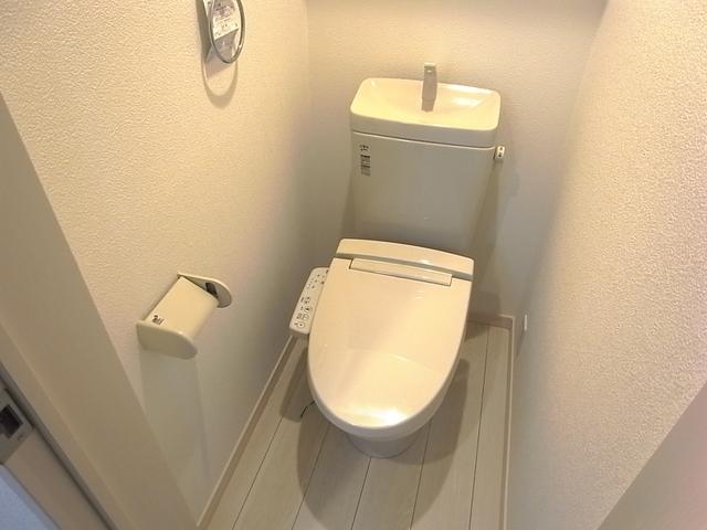 トイレ　トイレ