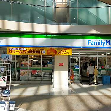 コンビニ　ファミリーマート 池尻三丁目店（コンビニ）まで120m