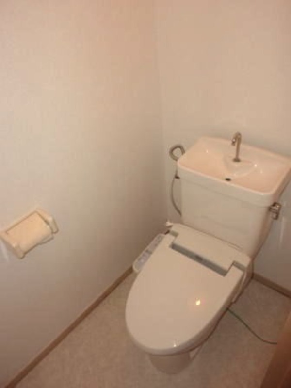 トイレ　図面と現状に相違がある場合には現状を優先