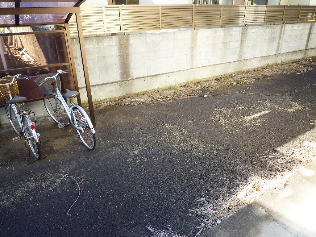 その他共有部分　屋根つきの駐輪場
