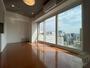 居室・リビング　広くてキレイなお部屋が広がっていて、充実した生活が送れそう。