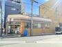 コンビニ　セブン-イレブン 大阪安堂寺町１丁目店（コンビニ）まで235m