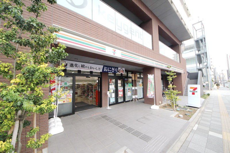 コンビニ　セブンイレブンさいたま吉敷町4丁目店（コンビニ）まで140m