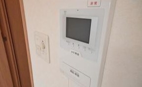 セキュリティ　モニター付きインターホン