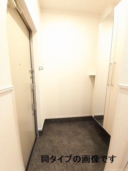 玄関　★お問い合わせはタウンハウジングまで★